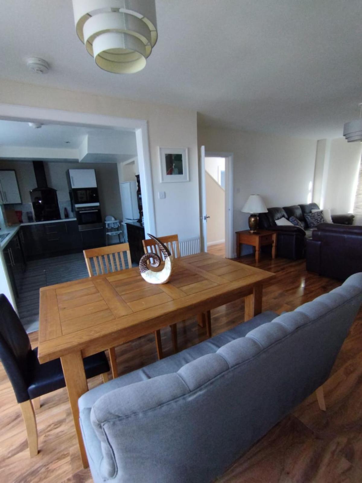 Edinburgh Villa 3 Bed Rooms House In Edinburgh - Private Parking Esterno foto