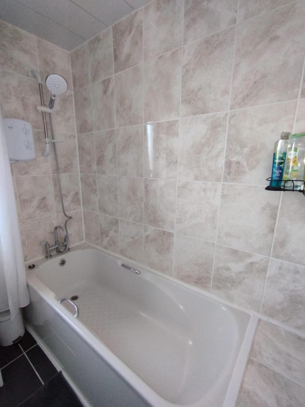 Edinburgh Villa 3 Bed Rooms House In Edinburgh - Private Parking Esterno foto